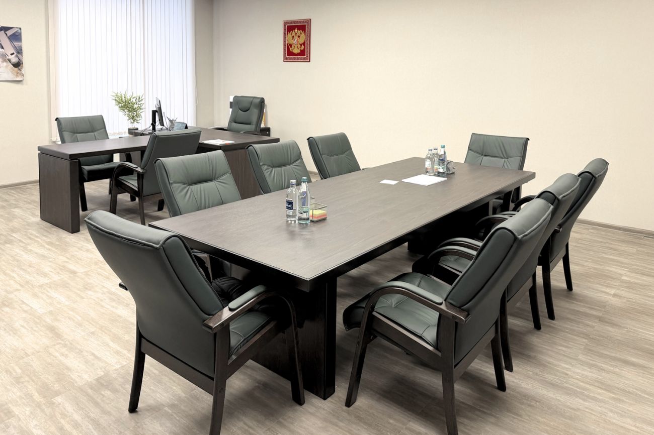 Мебель в офис для компании Крупное авиационное предприятие