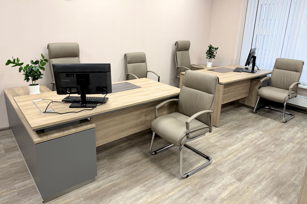 Мебель в офис для компании Крупное авиационное предприятие