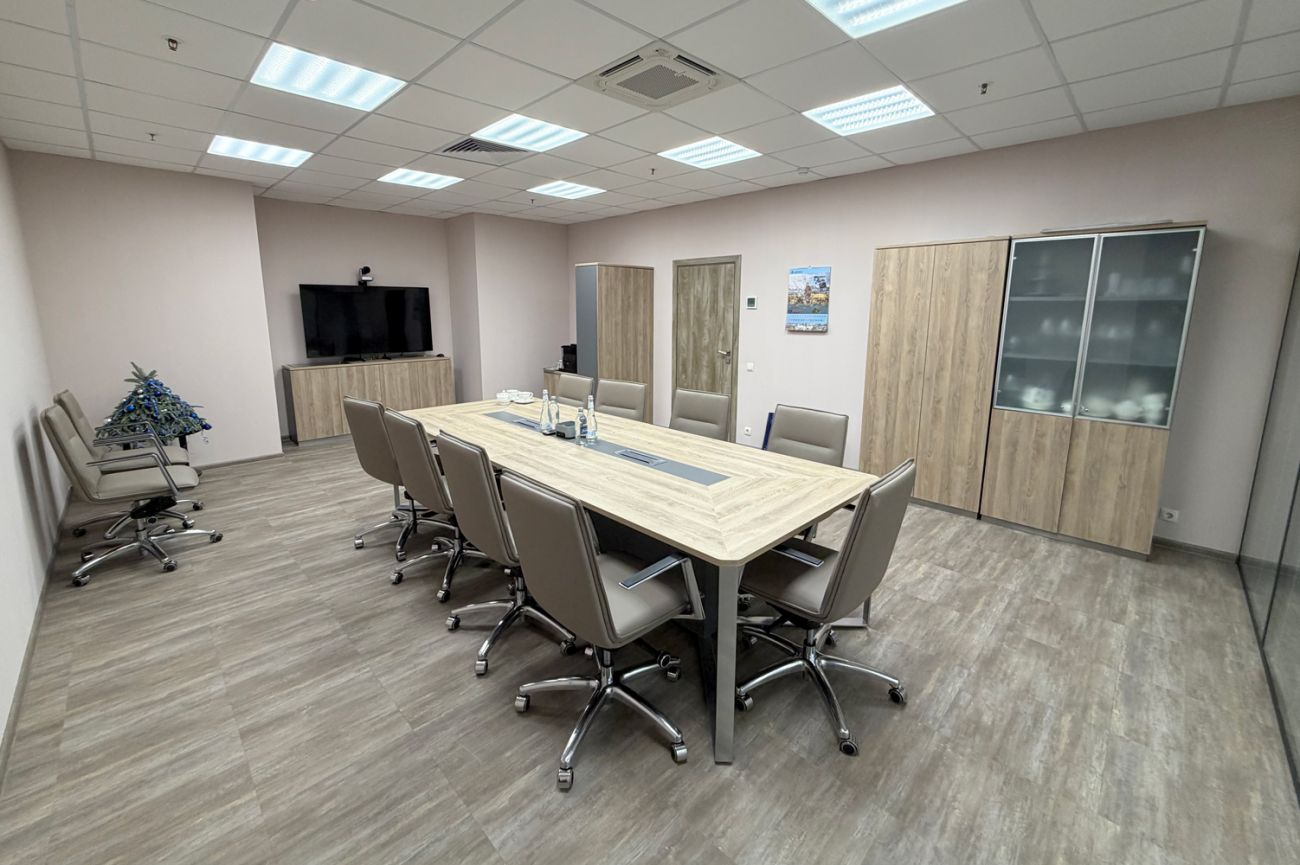 Мебель в офис для компании Крупное авиационное предприятие