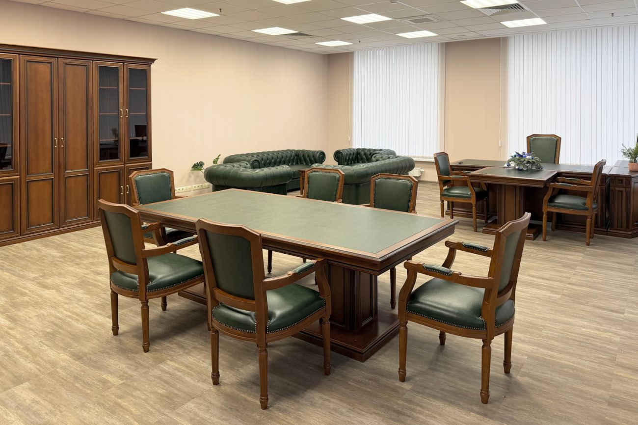 Мебель в офис для компании Крупное авиационное предприятие