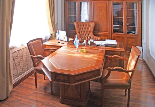 Мебель для офиса компании Межпромторг